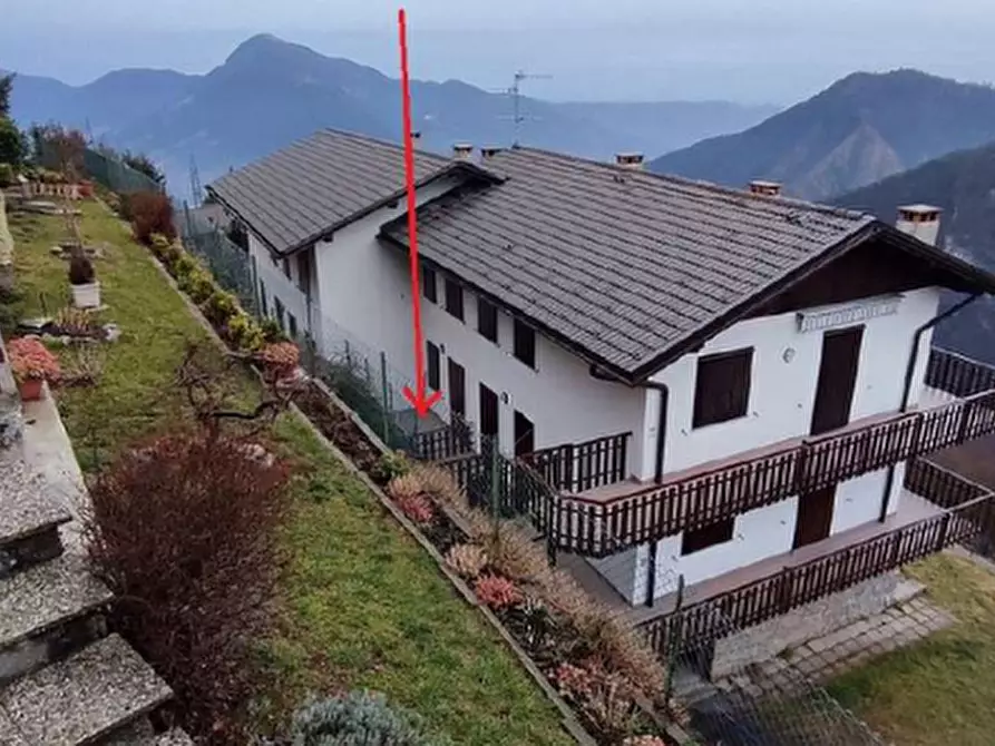 Immagine 1 di Appartamento in vendita  in Via Amora Bassa a Aviatico