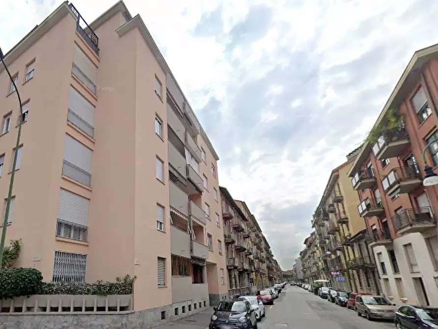 Immagine 1 di Appartamento in vendita  in Via Cesana  a Torino