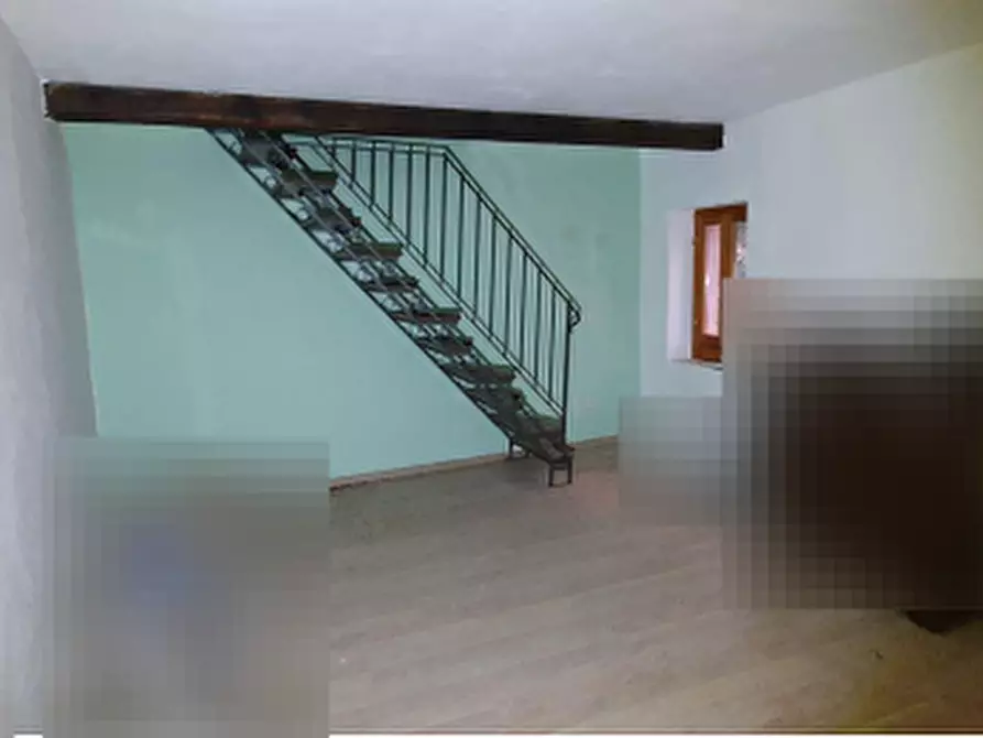 Immagine 11 di Appartamento in vendita  in Via Fuori le Mura a Bagnone