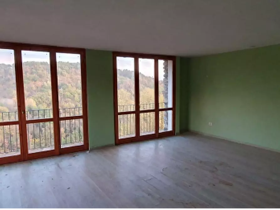 Immagine 13 di Appartamento in vendita  in Via Fuori le Mura a Bagnone