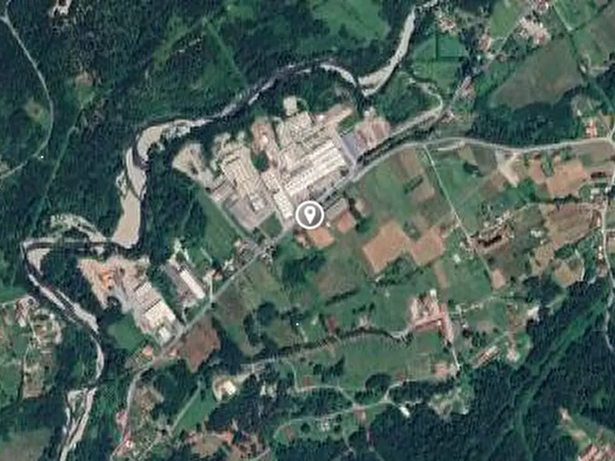 Immagine 4 di Capannone industriale in vendita  in Via Piano di Quercia a Licciana Nardi