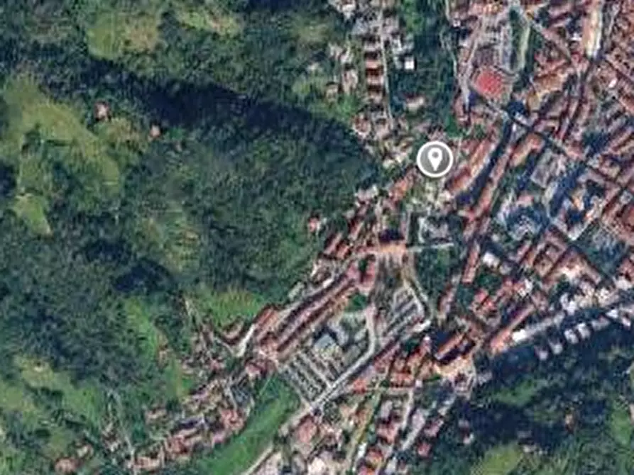 Immagine 8 di Appartamento in vendita  in Via Carriona a Carrara