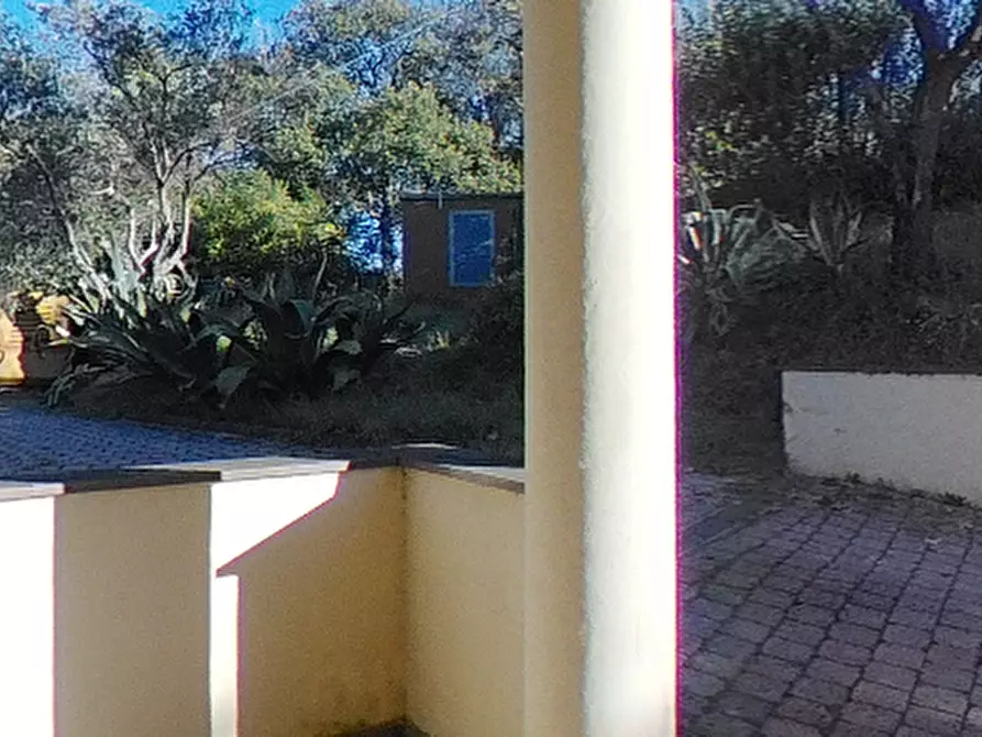 Immagine 5 di Negozio in vendita  in Via dei Pilastri a Fosdinovo