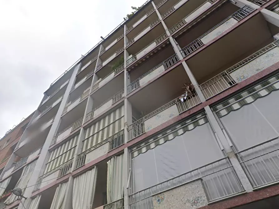 Immagine 16 di Appartamento in vendita  in Corso Giulio Cesare  a Torino