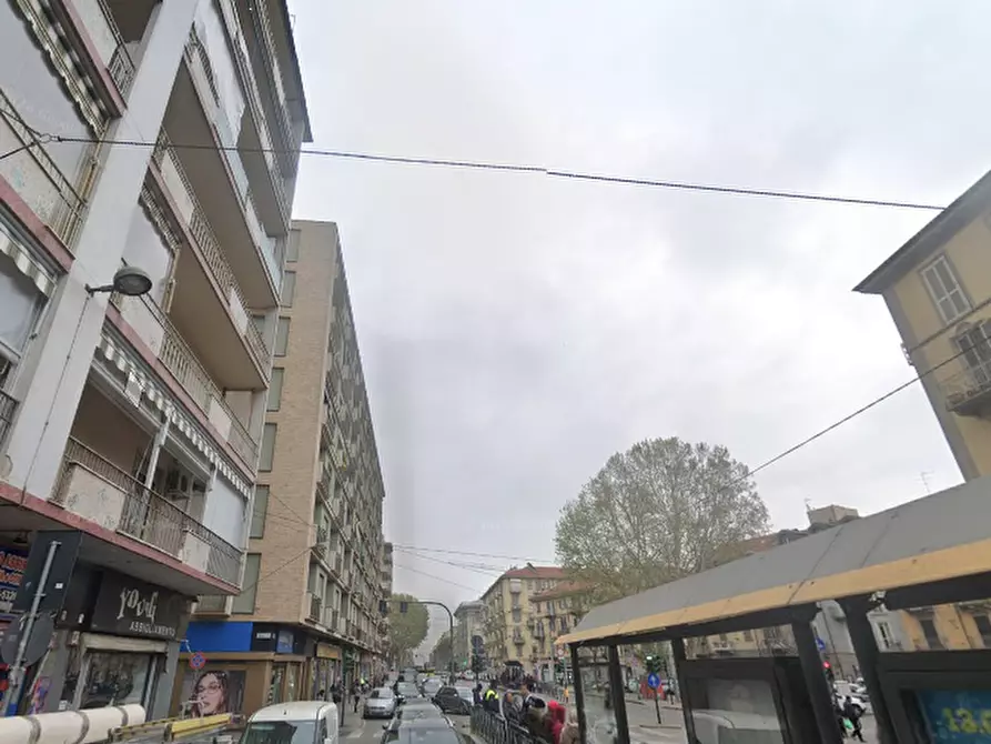 Immagine 19 di Appartamento in vendita  in Corso Giulio Cesare  a Torino