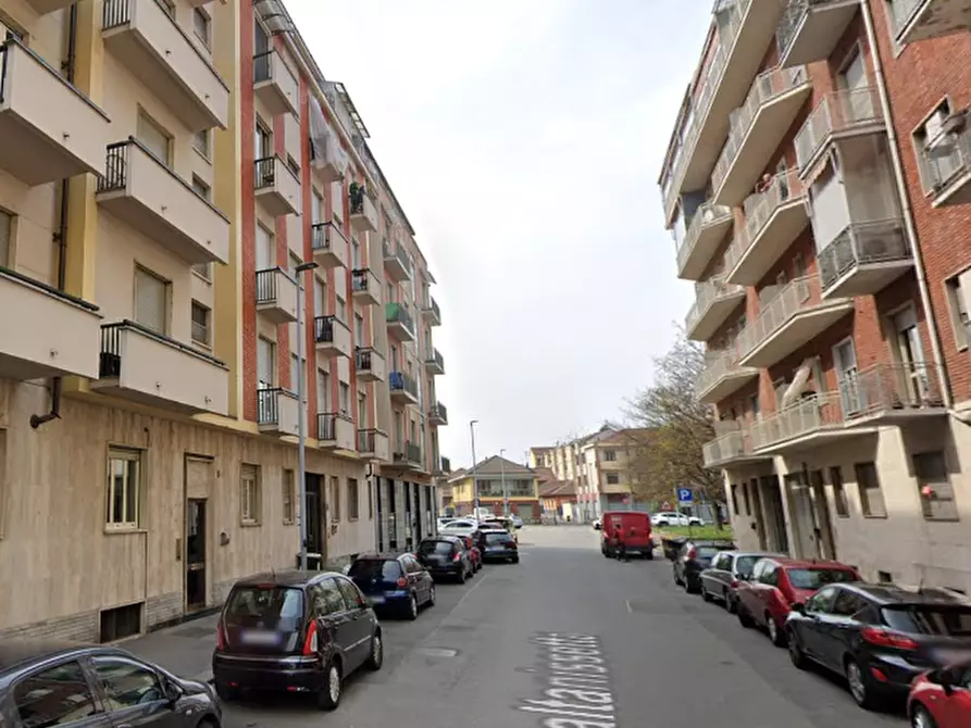 Immagine 10 di Appartamento in vendita  in Via Caltanissetta  a Torino