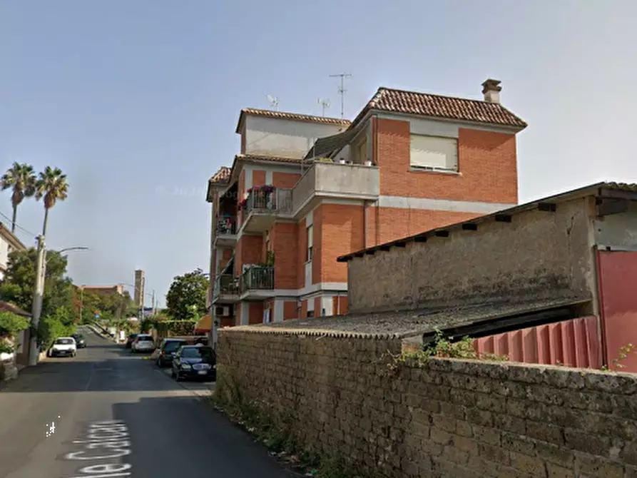 Immagine 12 di Appartamento in vendita  in Via delle Calcare  a Anzio