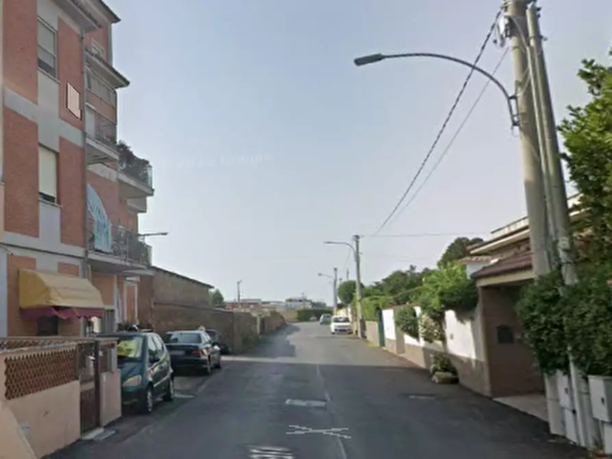 Immagine 13 di Appartamento in vendita  in Via delle Calcare  a Anzio