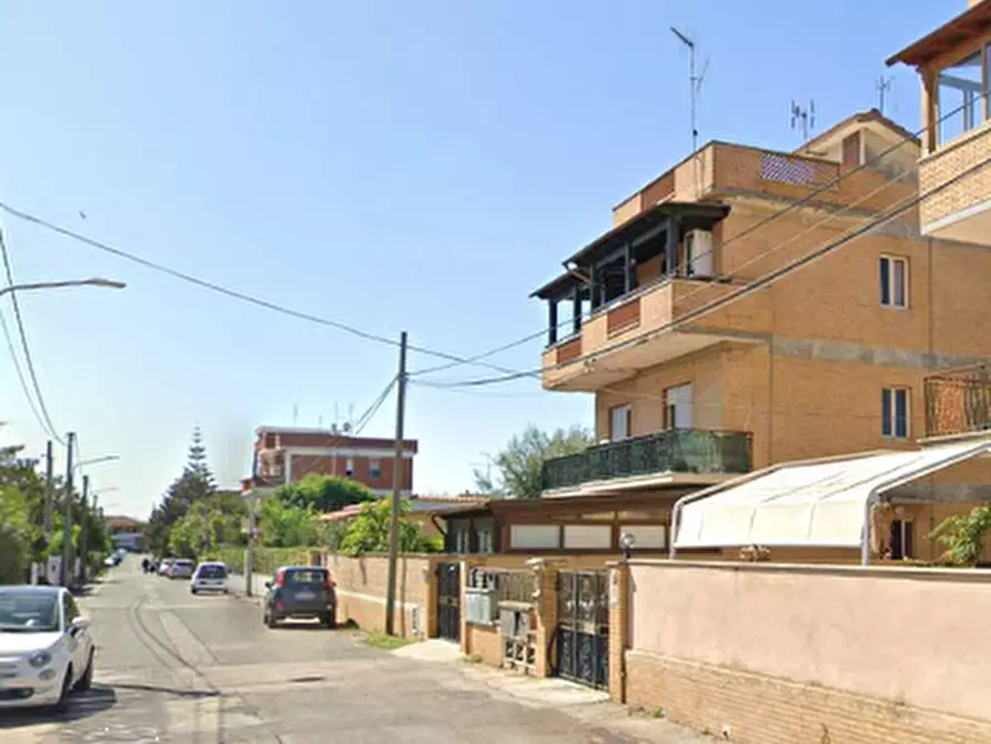 Immagine 12 di Appartamento in vendita  in Via Guido Cavalcanti  a Anzio