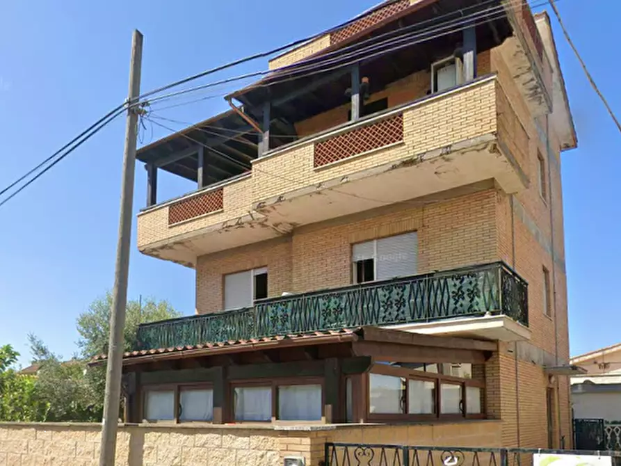 Immagine 14 di Appartamento in vendita  in Via Guido Cavalcanti  a Anzio