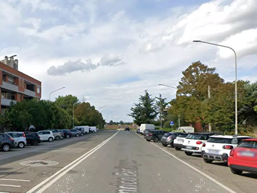 Immagine 10 di Negozio in vendita  in Via Enrico Berlinguer  a Civitavecchia