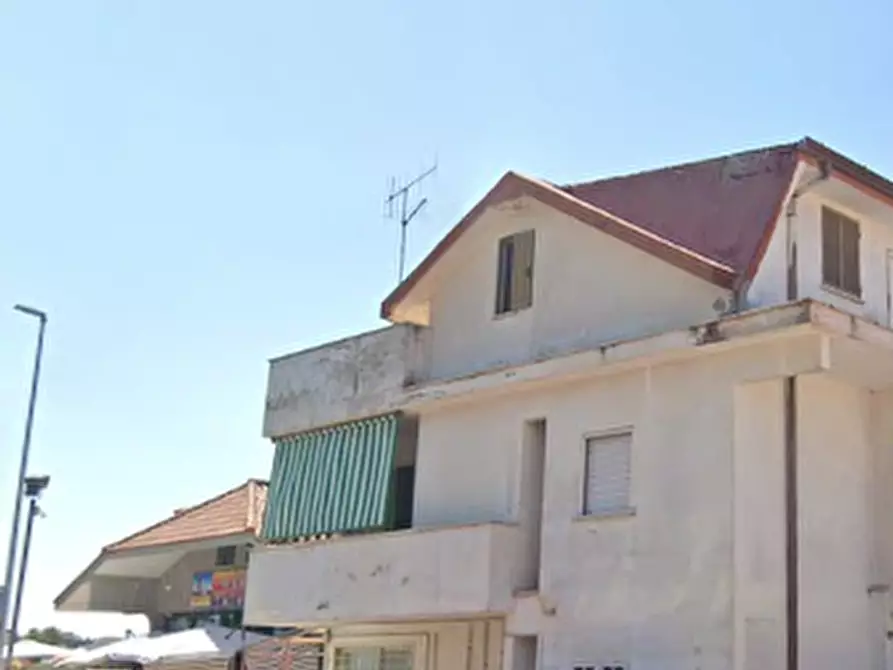 Immagine 12 di Appartamento in vendita  in Viale Danimarca  a Pomezia