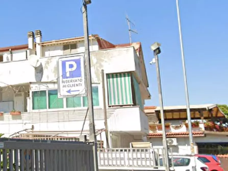 Immagine 15 di Appartamento in vendita  in Viale Danimarca  a Pomezia