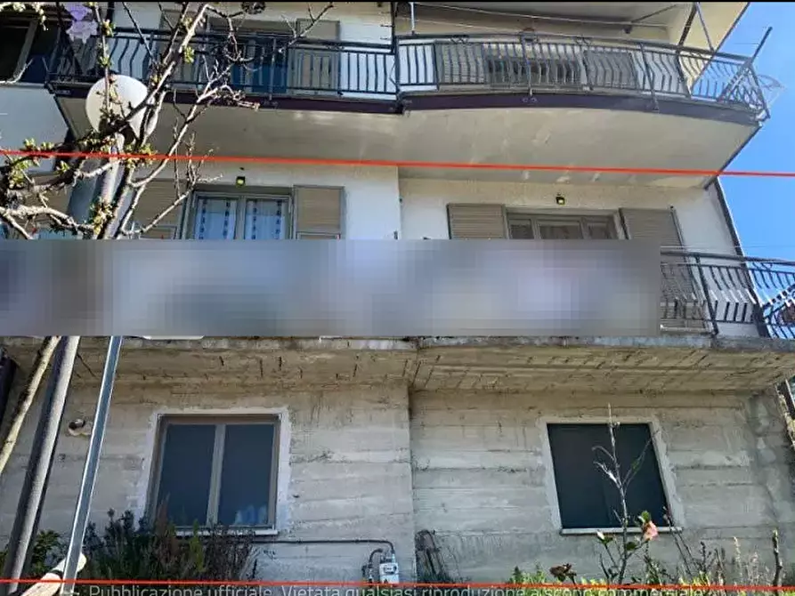 Immagine 1 di Porzione di casa in vendita  in via castoglio a Zeri