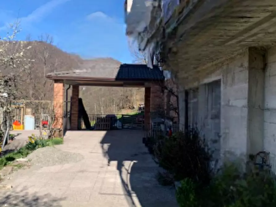 Immagine 4 di Porzione di casa in vendita  in via castoglio a Zeri