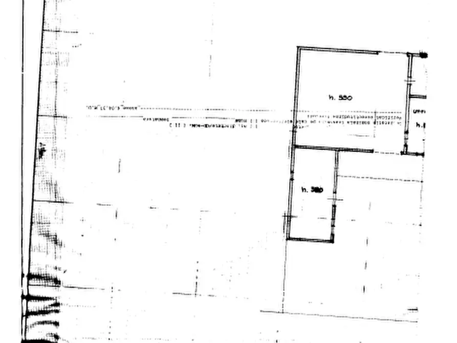 Immagine 9 di Magazzino in vendita  in Via Quercioli a Massa