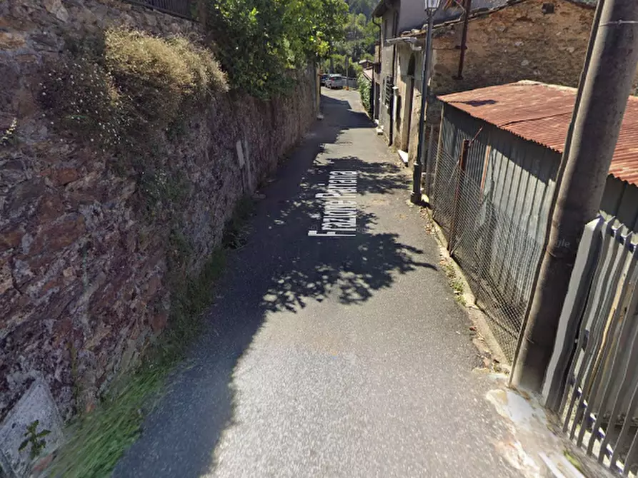 Immagine 4 di Stabile in vendita  in Frazione Pariana a Massa