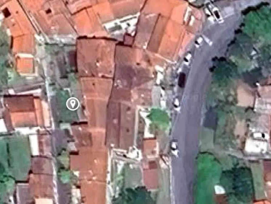 Immagine 9 di Stabile in vendita  in Frazione Pariana a Massa