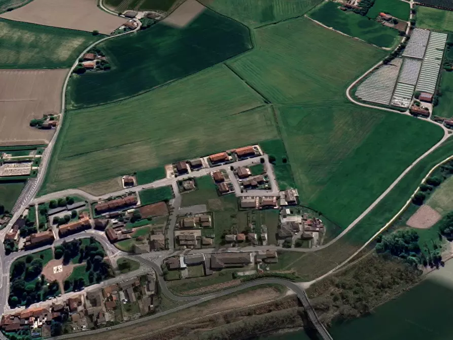 Immagine 5 di Terreno edificabile in vendita  in Via Ober Hilbersheim a Bonavigo