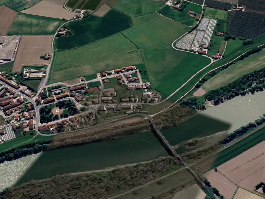 Immagine 6 di Terreno edificabile in vendita  in Via Ober Hilbersheim a Bonavigo