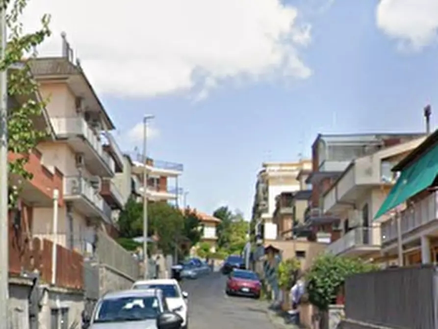 Immagine 7 di Negozio in vendita  in Via Rocco Pagliara a Roma