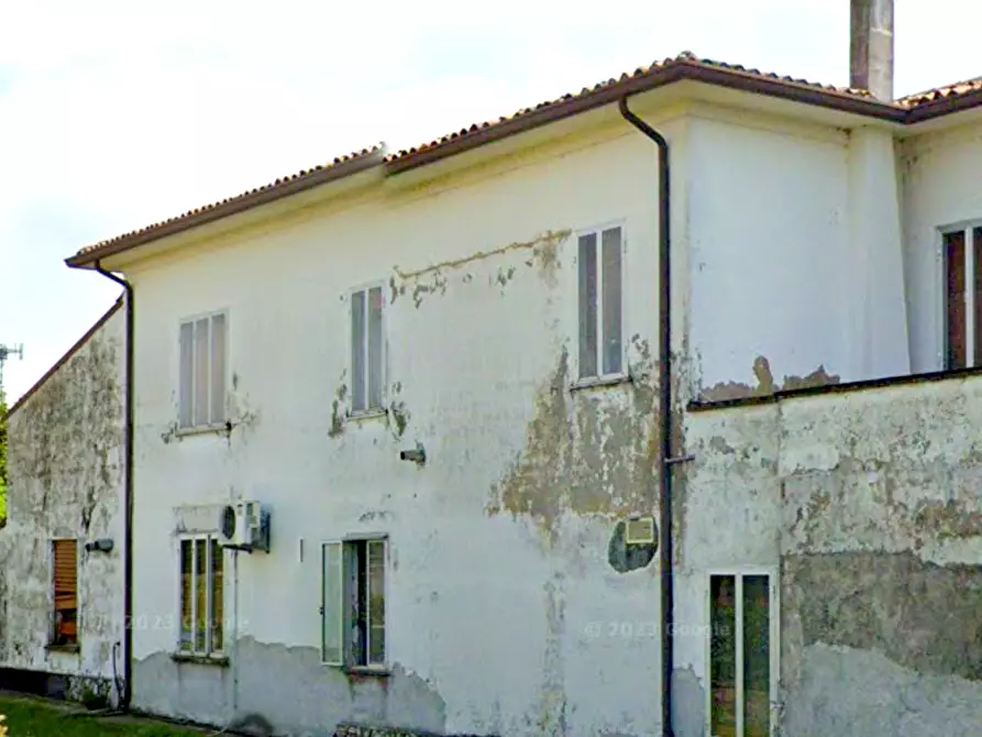 Immagine 3 di Stabile in vendita  in Via Vela Soranzo a Villa Bartolomea