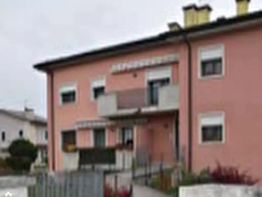 Immagine 10 di Appartamento in vendita  in Via Divisione Julia  a Barbarano Mossano