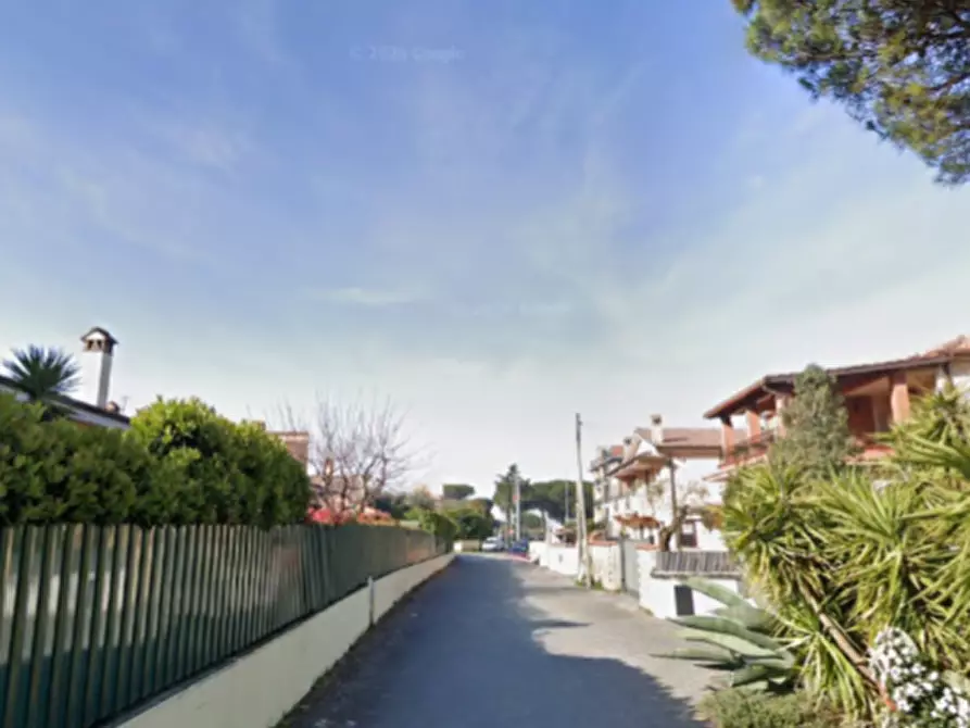 Immagine 14 di Villa in vendita  in Vicolo San Matteo a Roma