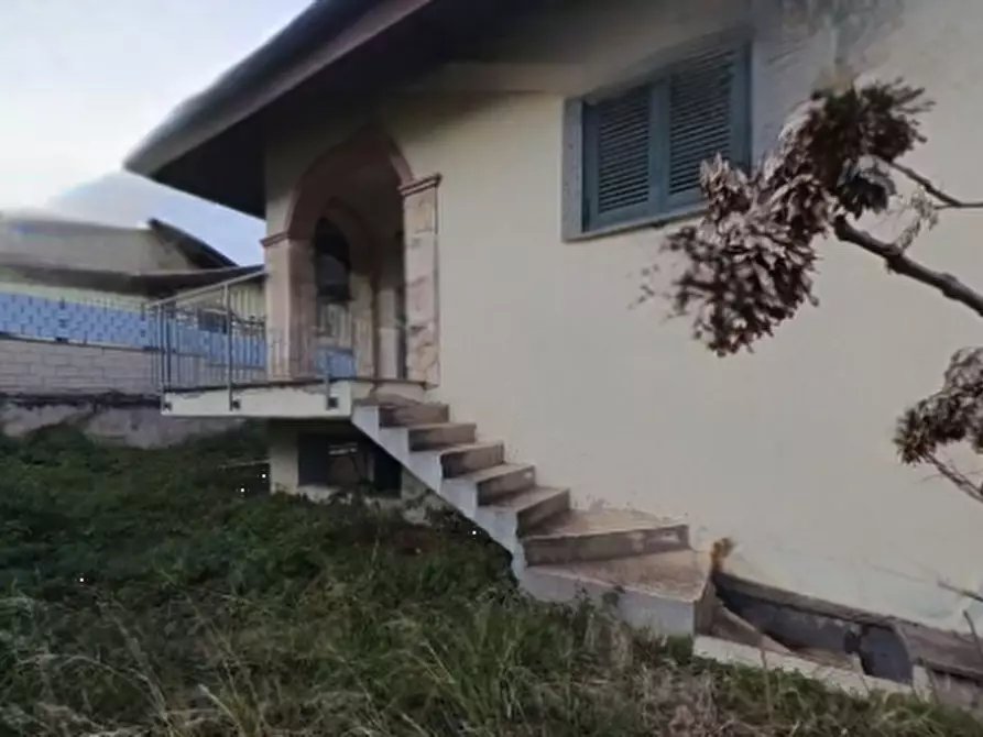 Immagine 13 di Villa in vendita  in Vicolo San Matteo a Roma