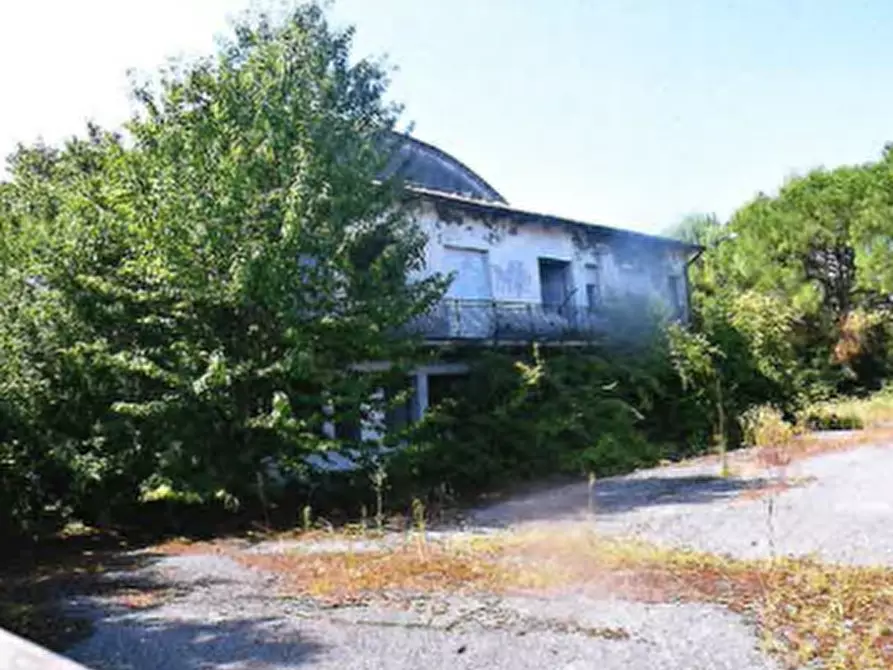 Immagine 8 di Capannone industriale in vendita  in Via Circonvallazione  a Migliaro