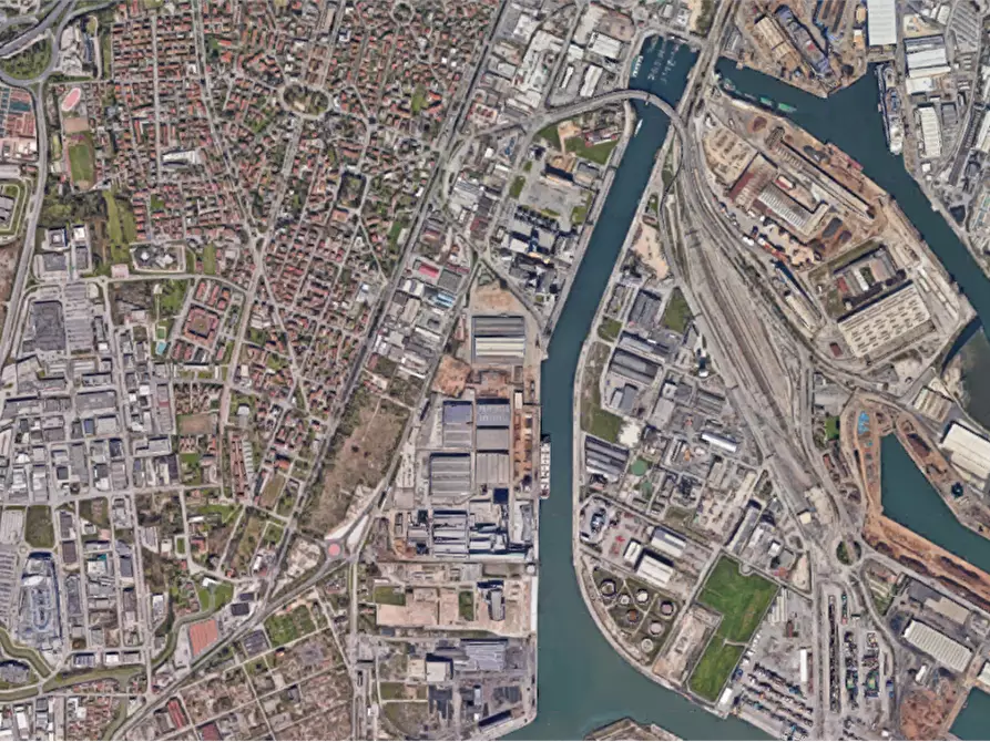 Immagine 4 di Magazzino in vendita  in Via dell'Elettricità a Venezia