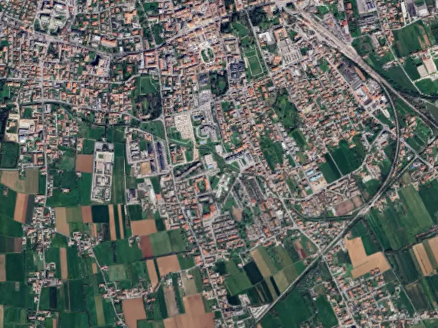 Immagine 40 di Villa in vendita  in Corso Giuseppe Mazzini a Montebelluna