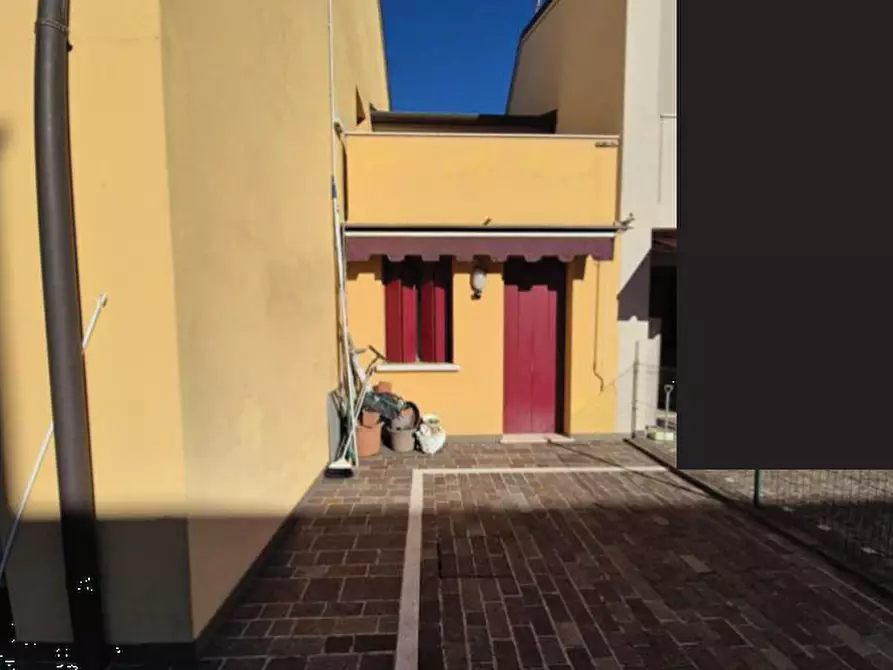 Immagine 8 di Porzione di casa in vendita  in Via L. Einaudi a Mareno Di Piave