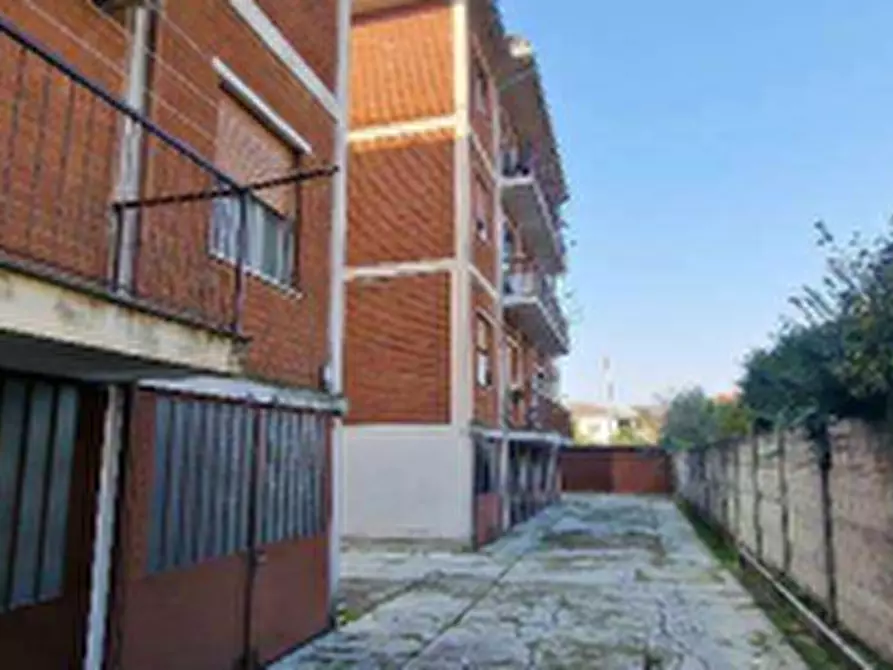 Immagine 2 di Appartamento in vendita  in Via Pietrasana a Vigevano