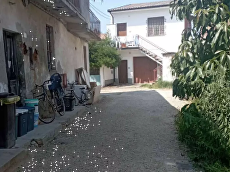 Immagine 6 di Porzione di casa in vendita  in Via Claudia Antoni Traversi a Sannazzaro De' Burgondi