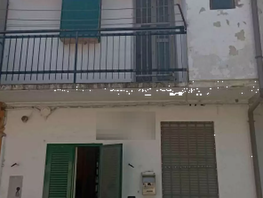 Immagine 1 di Porzione di casa in vendita  in Via Claudia Antoni Traversi a Sannazzaro De' Burgondi