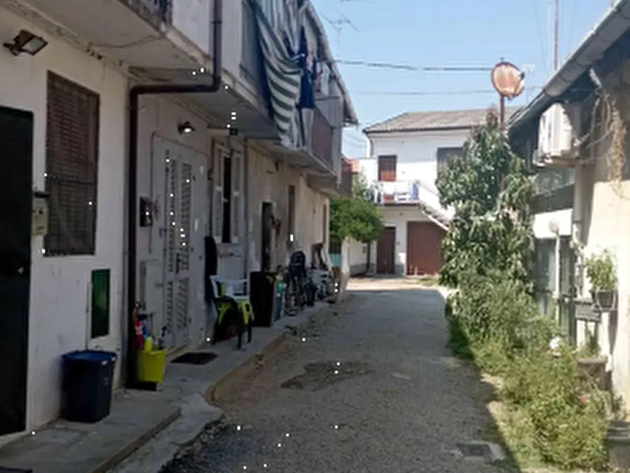 Immagine 7 di Porzione di casa in vendita  in Via Claudia Antoni Traversi a Sannazzaro De' Burgondi