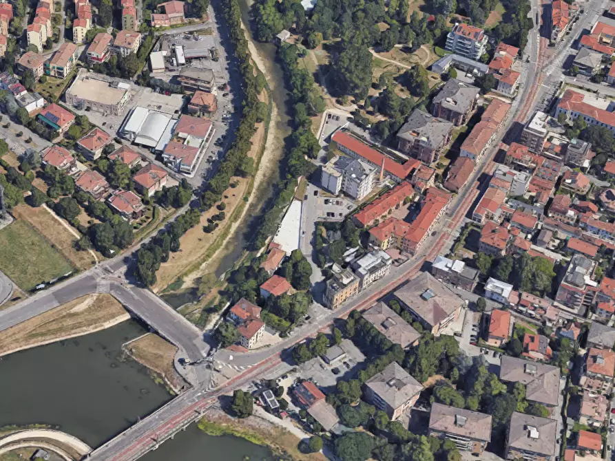 Immagine 3 di Magazzino in vendita  in Via Cavallotti  a Padova