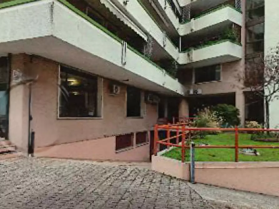 Immagine 2 di Magazzino in vendita  in Via Carducci a Montegrotto Terme