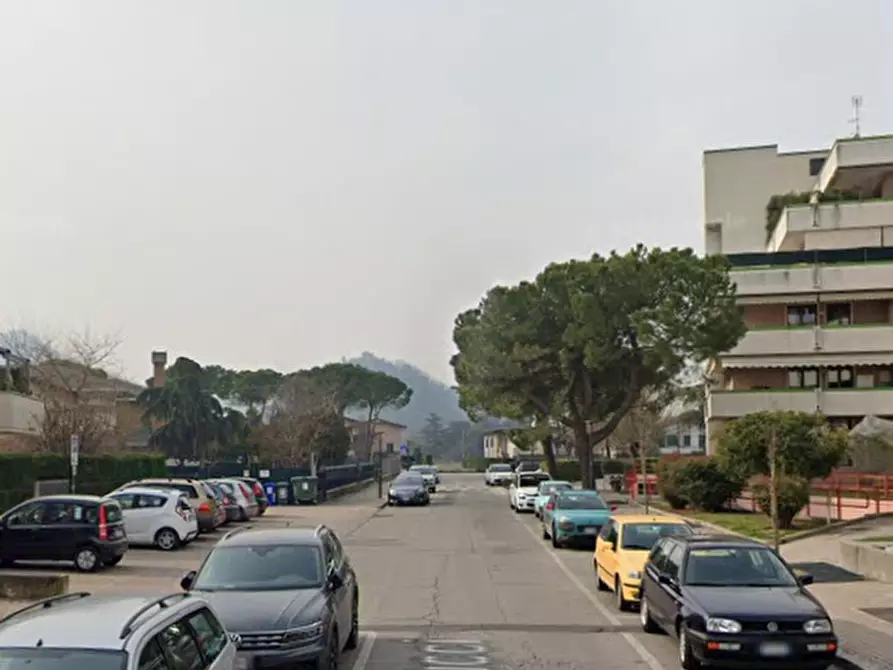 Immagine 8 di Magazzino in vendita  in Via Carducci a Montegrotto Terme