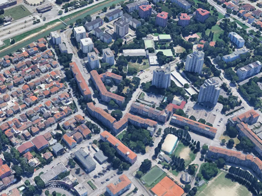 Immagine 12 di Appartamento in vendita  in Via Tommaso Gulli a Ravenna