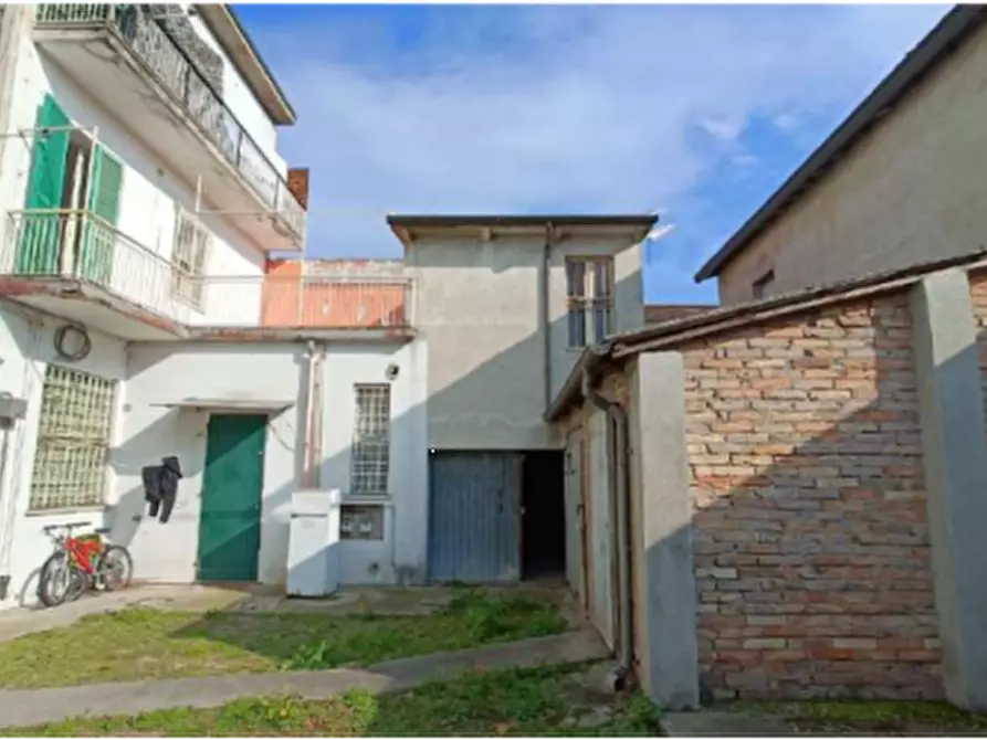 Immagine 7 di Appartamento in vendita  in Piazza Calcagnini a Fusignano