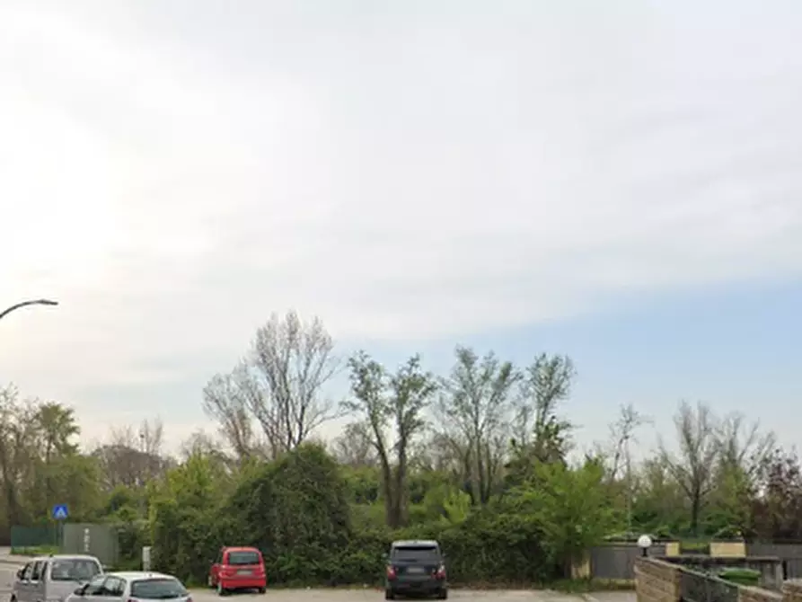 Immagine 4 di Posto auto in vendita  in Via Veneto  a Bassano Del Grappa