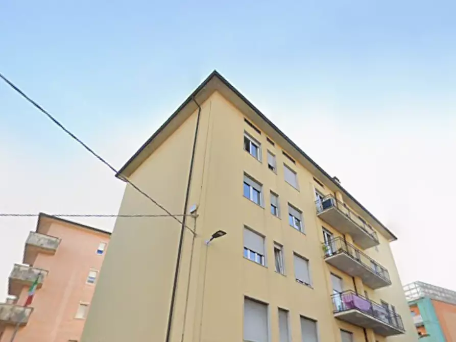 Immagine 4 di Appartamento in vendita  in via Santa Bartolomea Capitanio a Bergamo