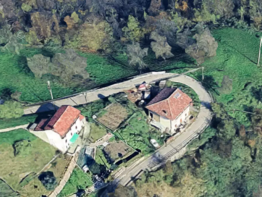 Immagine 10 di Porzione di casa in vendita  in Via Dante Alighieri a Blello