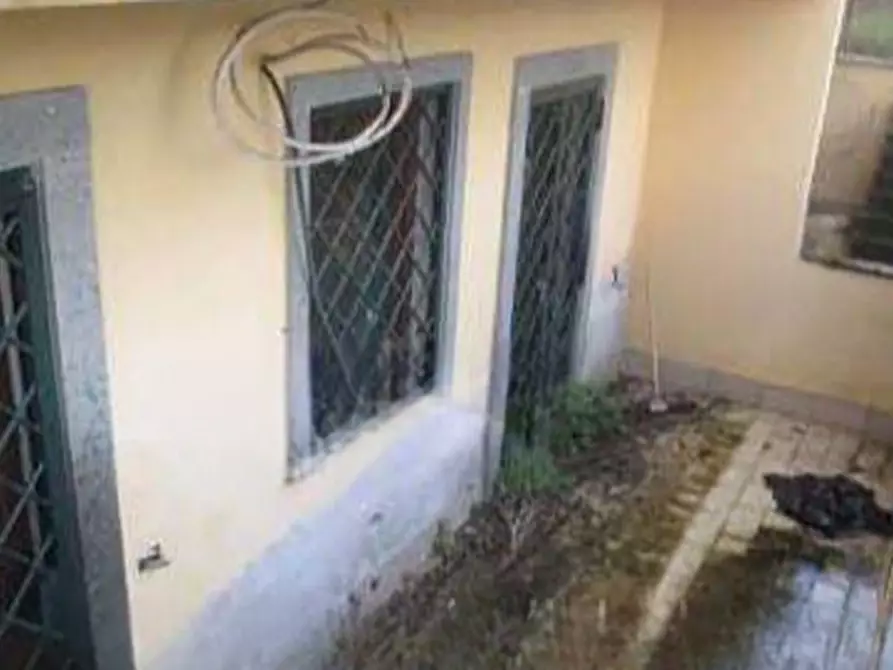 Immagine 6 di Villa in vendita  in Vicolo San Matteo a Roma
