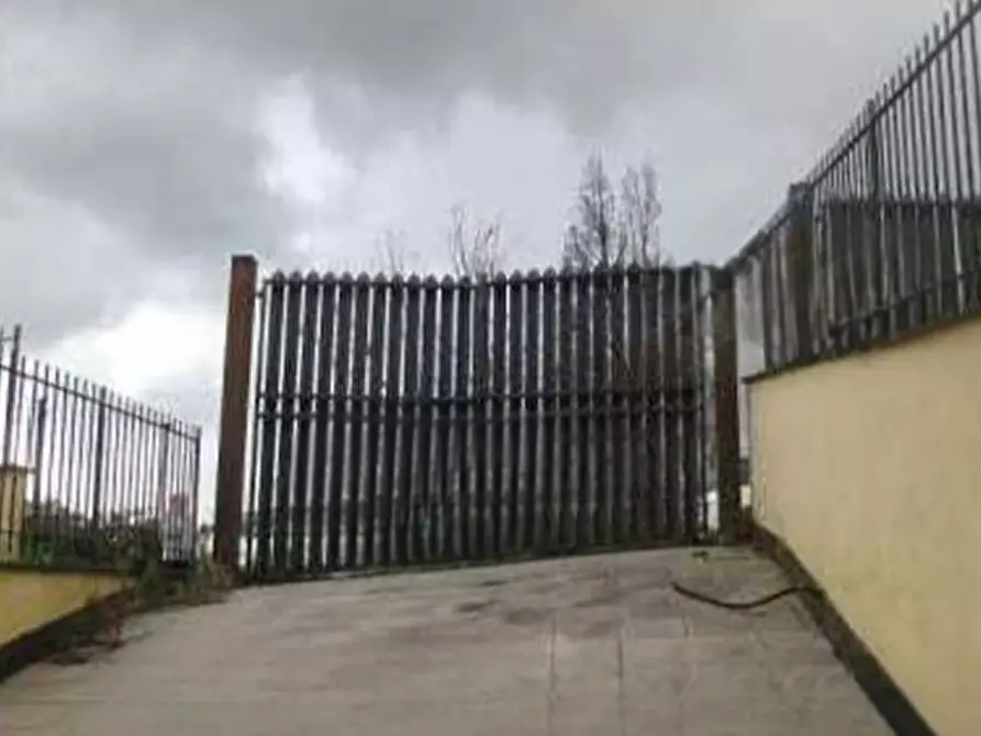 Immagine 8 di Villa in vendita  in Vicolo San Matteo a Roma