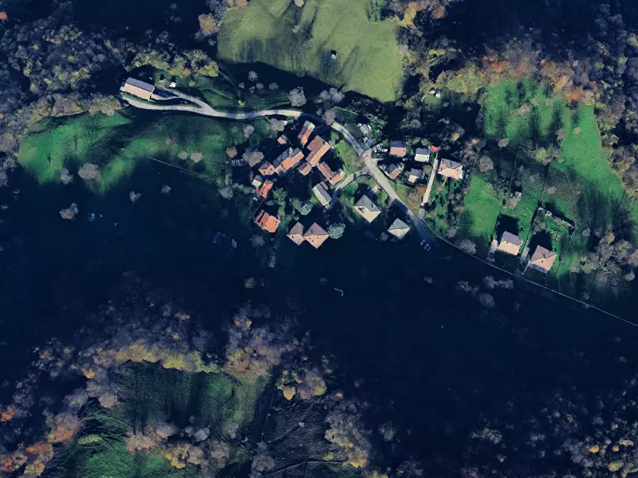 Immagine 11 di Magazzino in vendita  in via Dante Alighieri a Blello