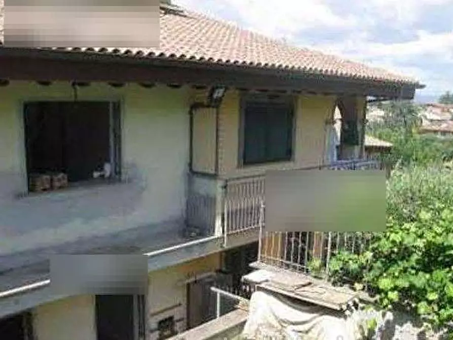 Immagine 2 di Villa in vendita  in Vicolo di S. Matteo a Roma