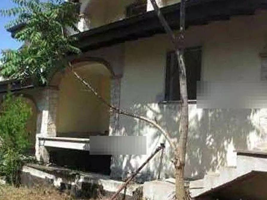 Immagine 3 di Villa in vendita  in Vicolo di S. Matteo a Roma